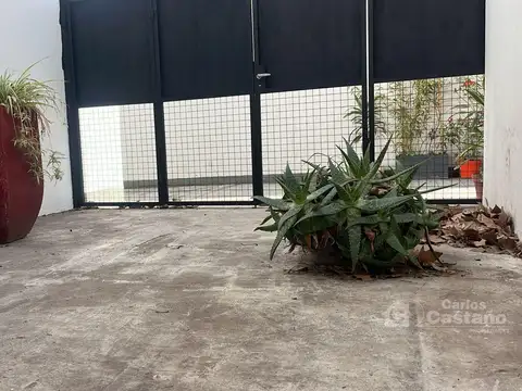 Depto Tipo Casa en Alquiler de 3 ambientes