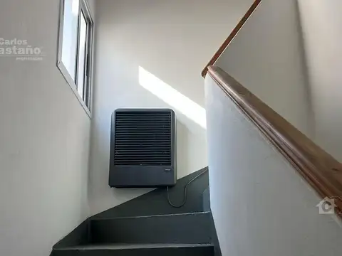 Depto Tipo Casa 3 ambientes con 2 baños