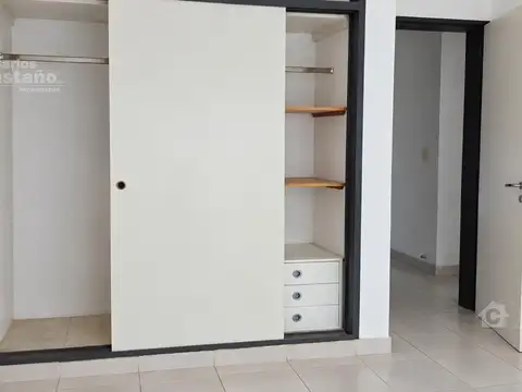 Depto Tipo Casa 3 ambientes con 2 baños