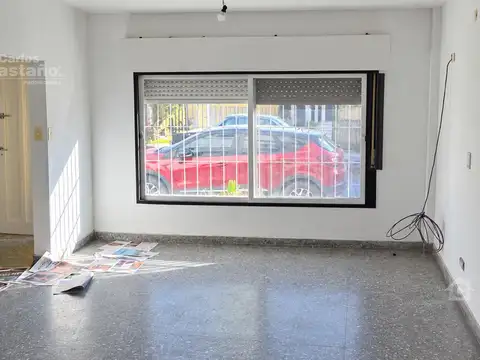 Depto Tipo Casa en Alquiler con 1 cocheras