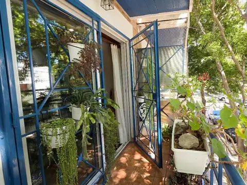 VENTA TRIPLEX 4 AMBIENTES SAAVEDRA COCHERA