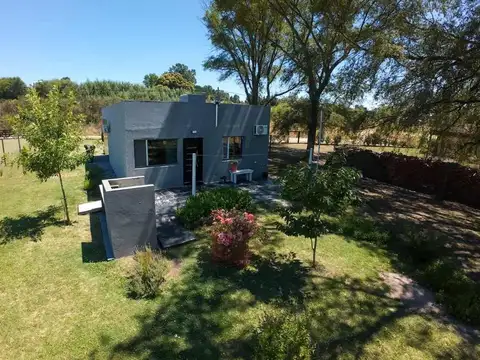 CASA 2 DORM 2 BAÑOS EN VENTA TANDIL