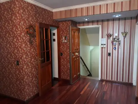 Depto Tipo Casa en Venta en Mataderos, USD 230.000