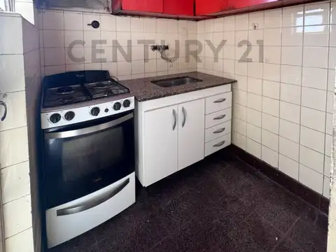 Departamento en Venta en Pompeya, USD 45.000