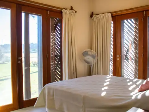 Casa en Alquiler Temporal con 1 cochera