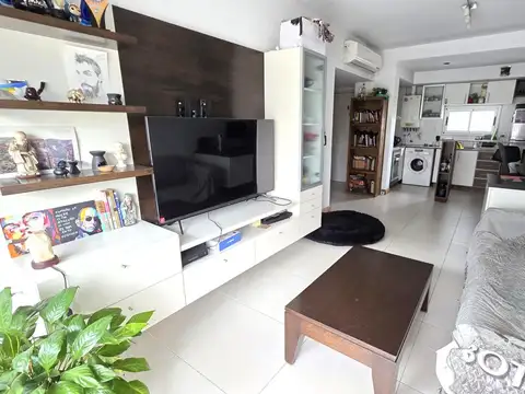 Venta Departamento 2 Amb con cochera Quilmes Centro