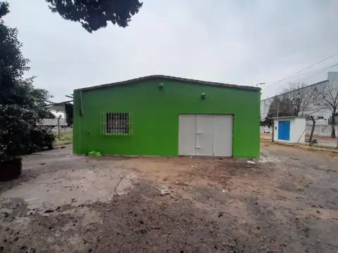 Casa en Alquiler con 1 cochera