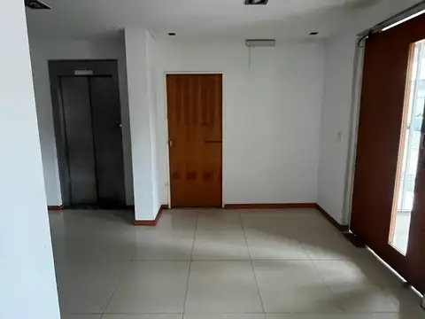 Departamento en Alquiler en Villa Pueyrredon, $ 550.000
