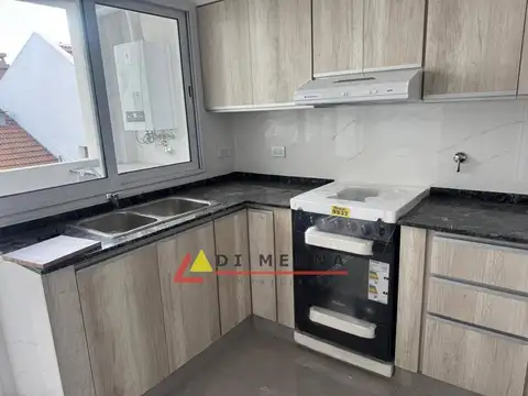Salvador Del Carril 4600, Piso 2