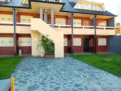 Av. Moreno 200, Piso 1°