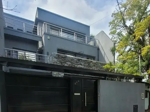 Venta casa minimalista Ituzaingó 