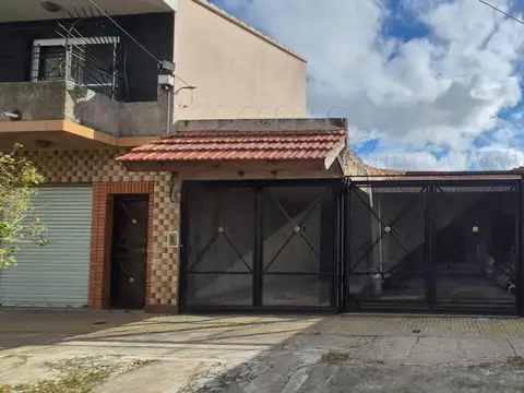 CASA 3 AMBIENTES CON QUNCHO LOTE PROPIO 371