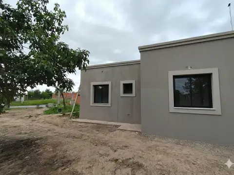 Casa en venta a estrenar en Las Huellas