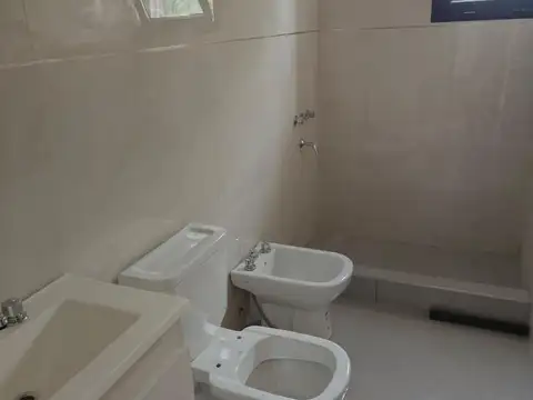 Casa en venta a estrenar en Las Huellas