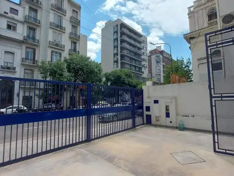 Avenida Independencia e/ Bernardo de Irigoyen y Tacuarí