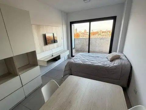 ALQUILER TEMPORARIO - Departamento monoambiente y balcón - Echesortu, Rosario.