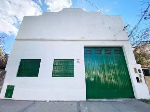 Galpon en Venta en Valentin Alsina, USD 230.000