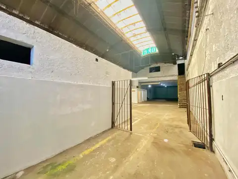 VENTA GALPÓN  1280 M2 VALENTIN ALSINA LANUS