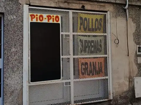 Se Vende Fondo de Comercio en  POLLERIA