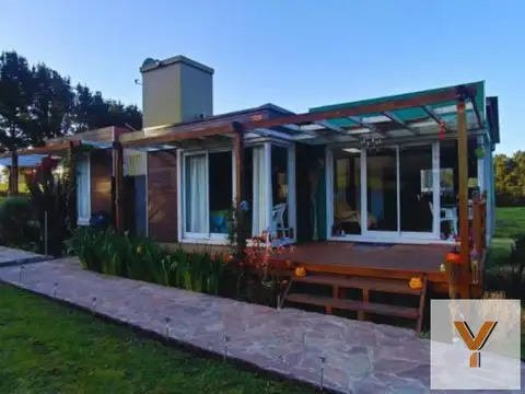 Casa en venta - 2 Dormitorios 2 Baños - General Pueyrredón