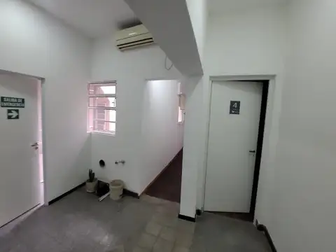 Oficina en Venta 60 años