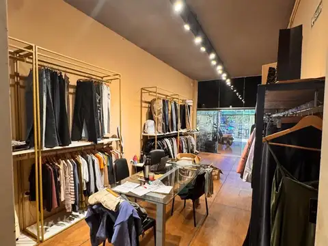 EDIFICIO EN VENTA 2 PISOS USO COMERCIAL