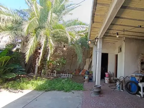 Casa 7 ambientes con 3 baños