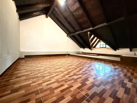 CASA EN PH TIPO DUPLEX AL FRENTE - APTO A CREDITO