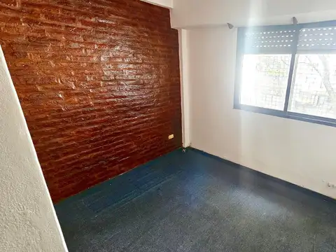 hipolito yrigoyen al 800