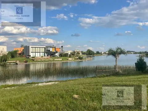 venta de lote/terreno San Sebastián Área 5 A La Laguna con escritura