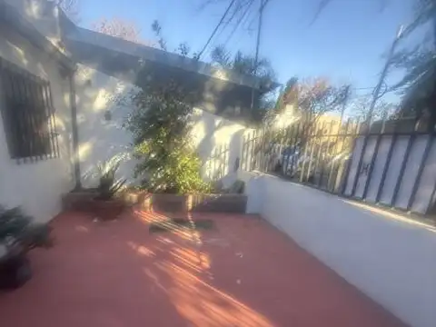 Casa en Alberdi Agüero 3800
