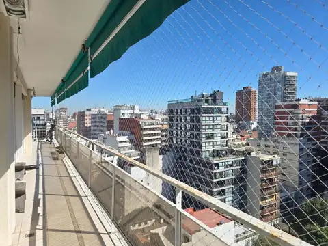 Departamento en Alquiler con 2 cocheras
