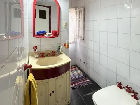 CASA 4 AMBIENTES - SAN ANTONIO DE PADUA SUR