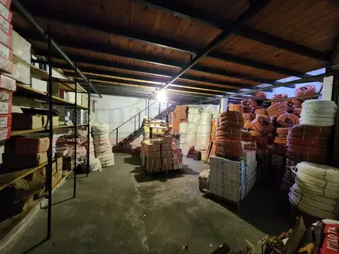 LOCAL DE 340 M² SOBRE LA AV. PRESIDENTE PERÓN, HAEDO