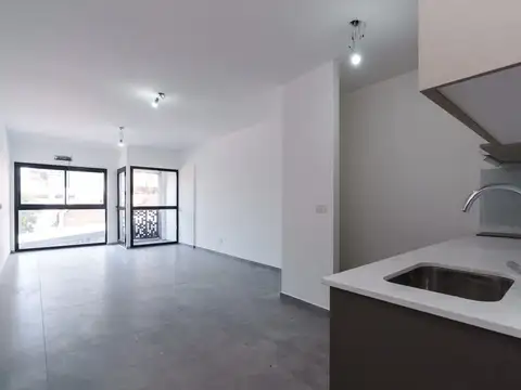 VENTA MONOAMBIENTE PREMIUN CON BALCÓN EN CABALLITO