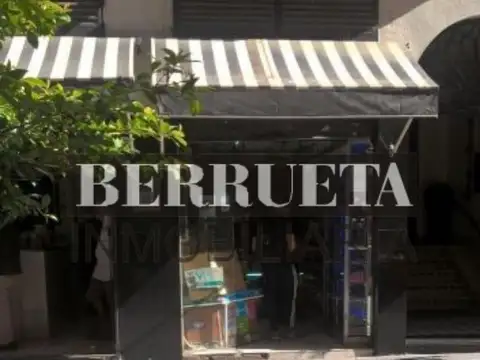 Local | LAVALLE al 700