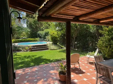 Casa en venta en Mirasoles en la mejor ubicacion