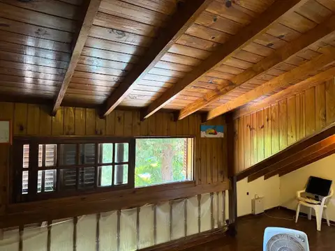 Casa 5 ambientes con 3 baños