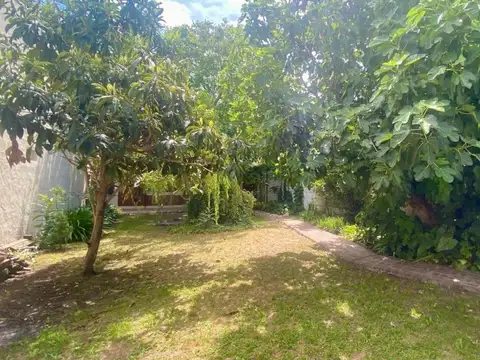 Strobel e/ José Ingenieros y Belisario Roldán al 5100