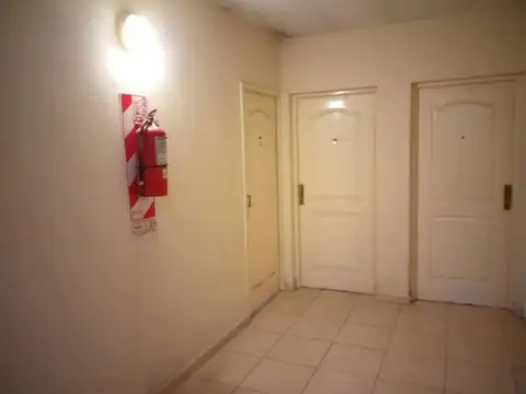 OPORTUNIDAD DEPARTAMENTO 2 AMBIENTES PB CONTRAFRENTE  CON PATIO