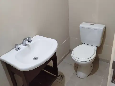 EXCELENTE DUPLEX EN CHACRAS DE CORIA