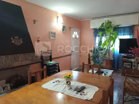 Casa en Venta en Jose Leon Suarez, USD 72.000