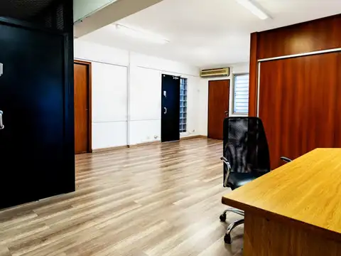 Oficina en Venta en San Nicolás, USD 65.000