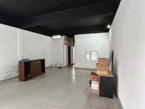 Local Comercial - Av San Martín 2708, Florida, Vicente López.