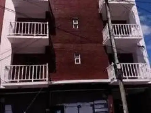 Departamento en venta - 2 Dormitorios 2 Baños - Cochera - 131Mts2 - Mar de Ajó