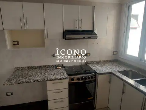 Departamento en Alquiler en Parque Patricios, $ 590.000