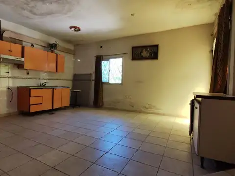 Casa en Venta APTA CREDITO en macrocentro.-
