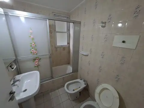 Depto Tipo Casa 2 ambientes con 1 baño