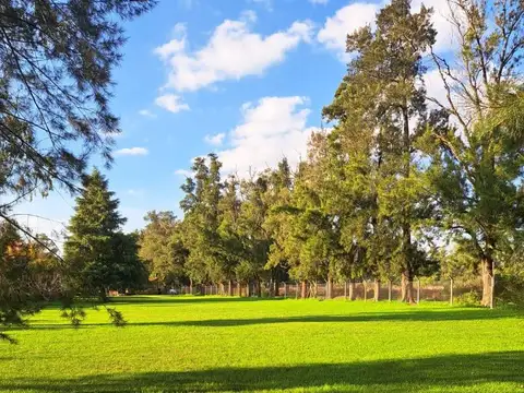 Lote en barrio cerrado El Moro