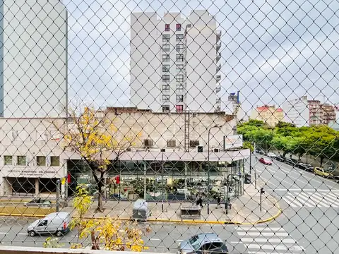 Avenida Jujuy 400, Piso 3
